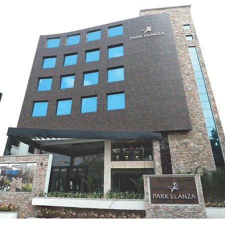 Hotel Park Elanza Chennai Zewnętrze zdjęcie