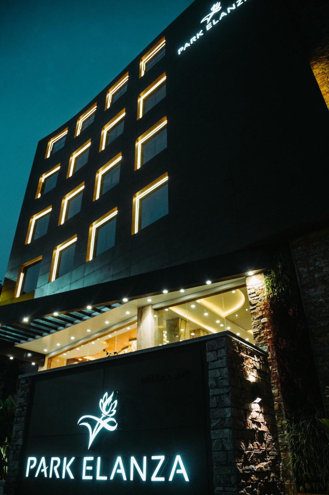 Hotel Park Elanza Chennai Zewnętrze zdjęcie