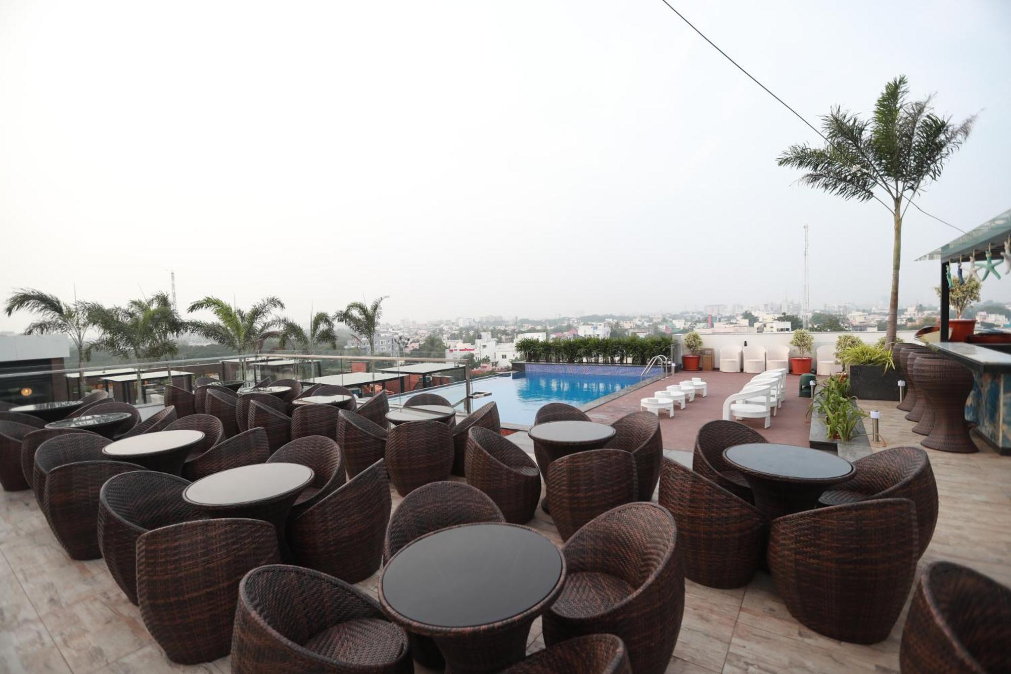 Hotel Park Elanza Chennai Zewnętrze zdjęcie